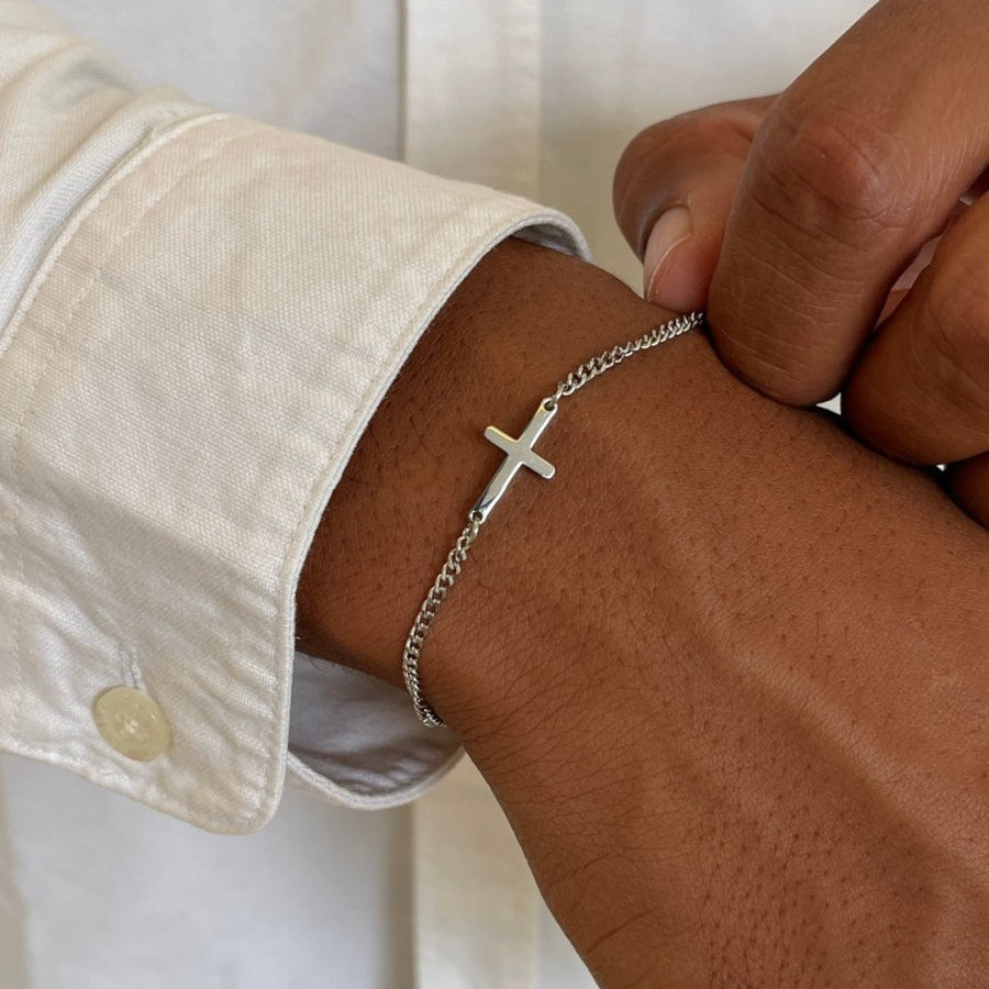 VORO® Cross Bracelet · Silver